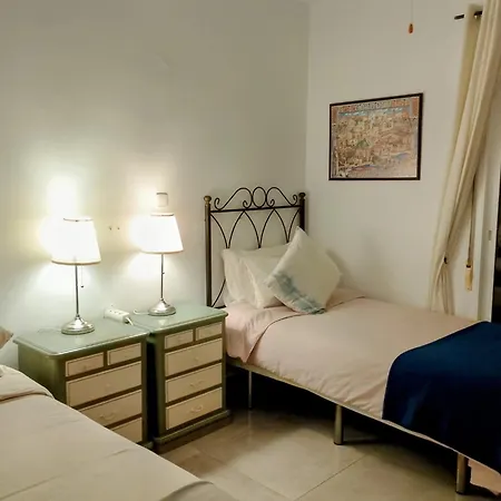 Tranquilla Semesterbostad Estepona