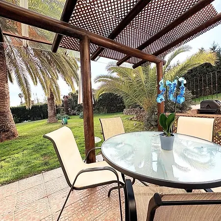 Tranquilla - Sea View With Pool - Walk To - Family And Pet Friendly